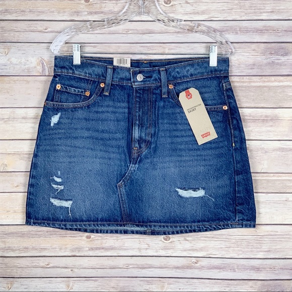 Levi’s deconstructed denim mini skirt size 8 NWT - Picture 2 of 11